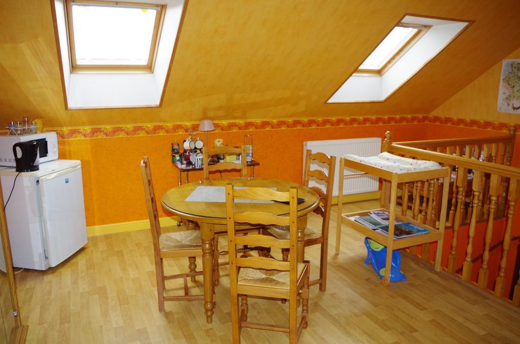 Family Delcour Bed and Breakfast Mailly-Maillet Eksteriør billede